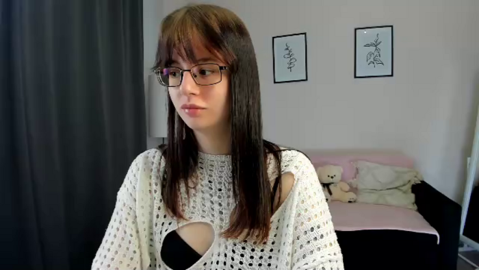 kira-novak