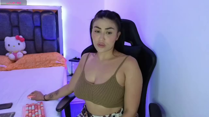 lola-dove