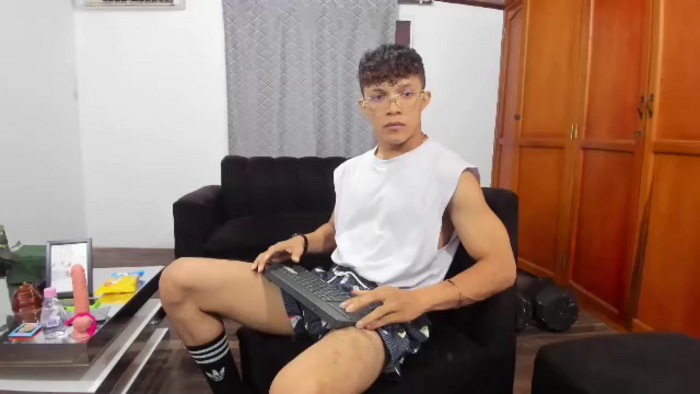 lucas-luxx