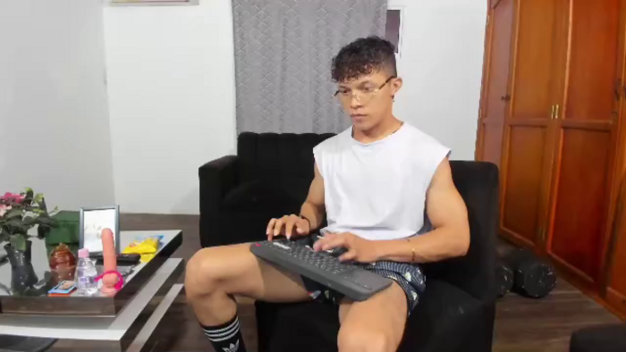 lucas-luxx
