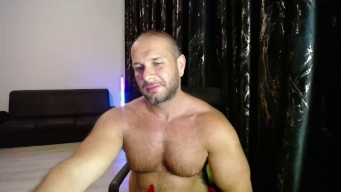 michael-hotter