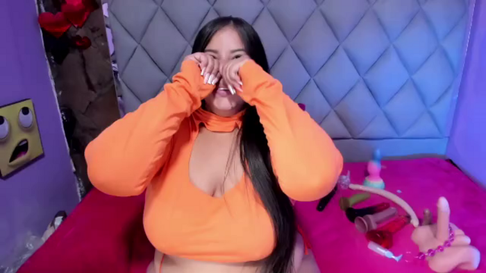 luisana-boobs