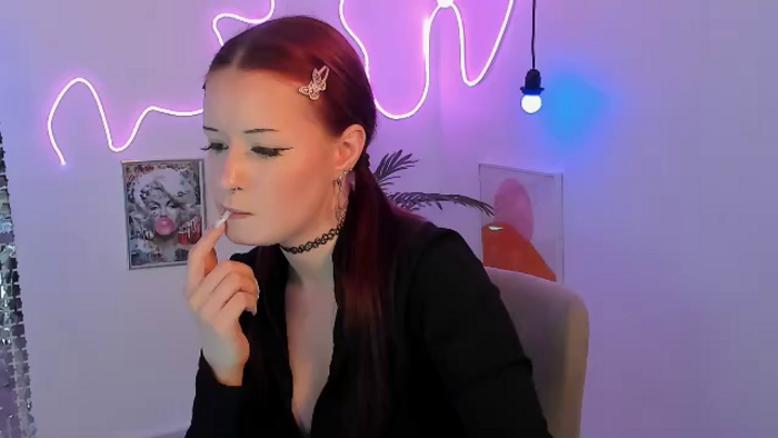 lily-loyd