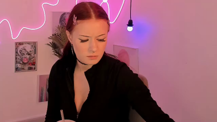 lily-loyd