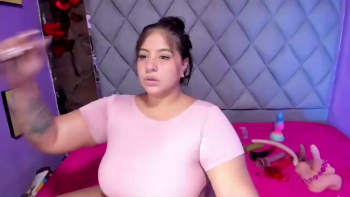 luisana-boobs