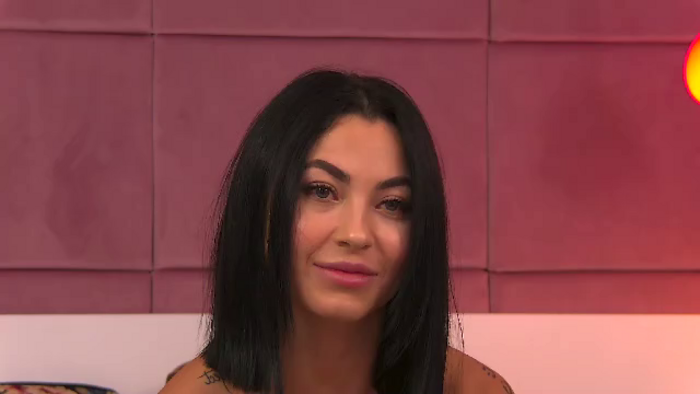 kira-bates