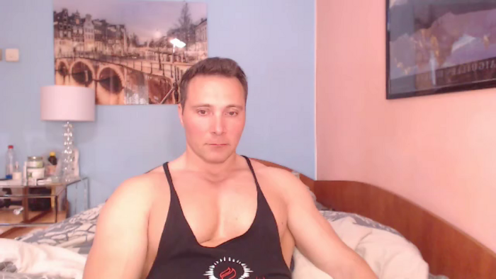 hunky-muscle