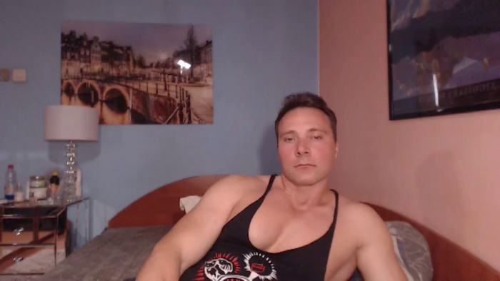hunky-muscle