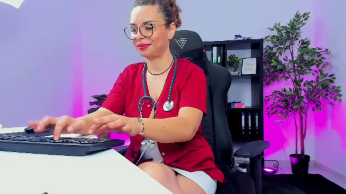 larissa-simson