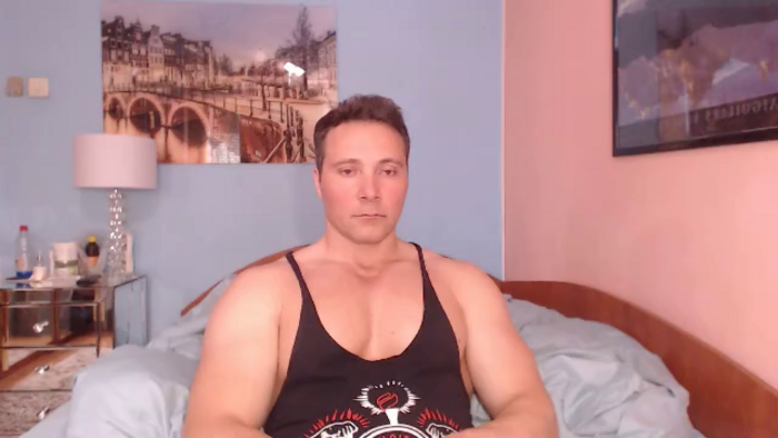 hunky-muscle