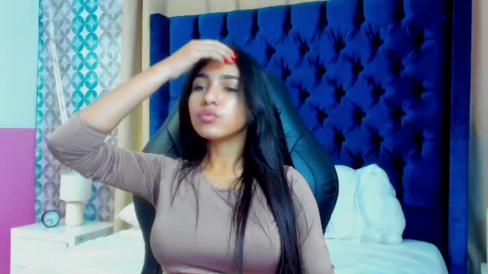 naomi-fosterx