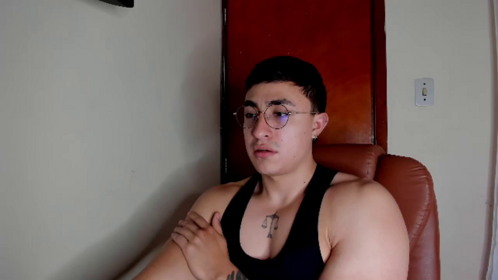 leo-erotic