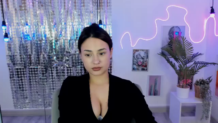 milana-nicholson