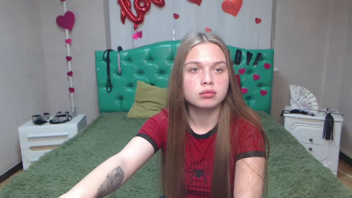 lara-cher