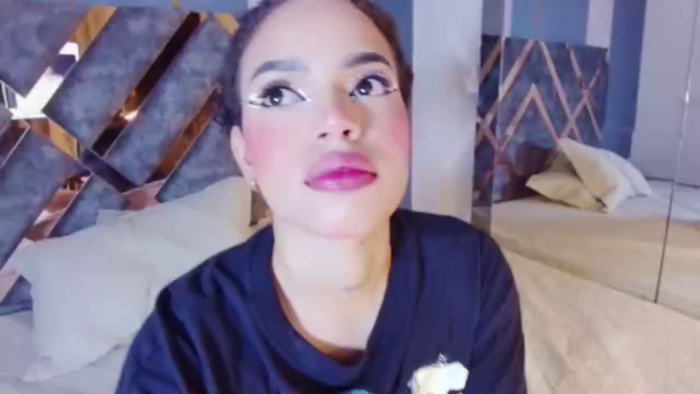 lara-gil