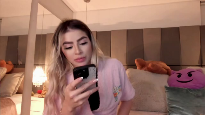 mia-klein