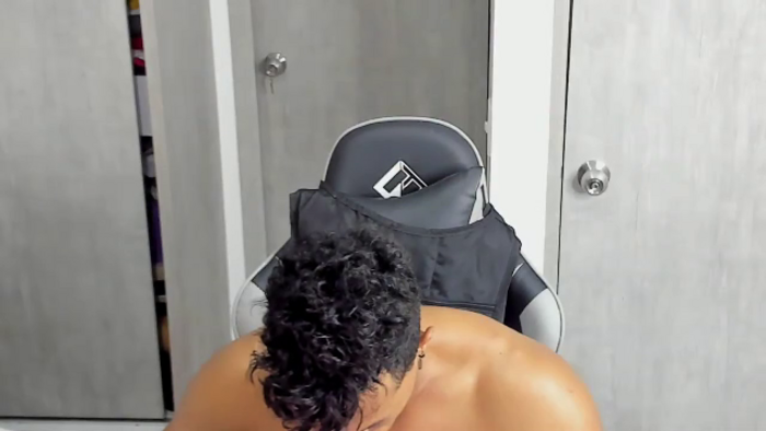 mat-strong