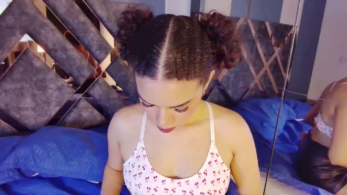 lara-gil