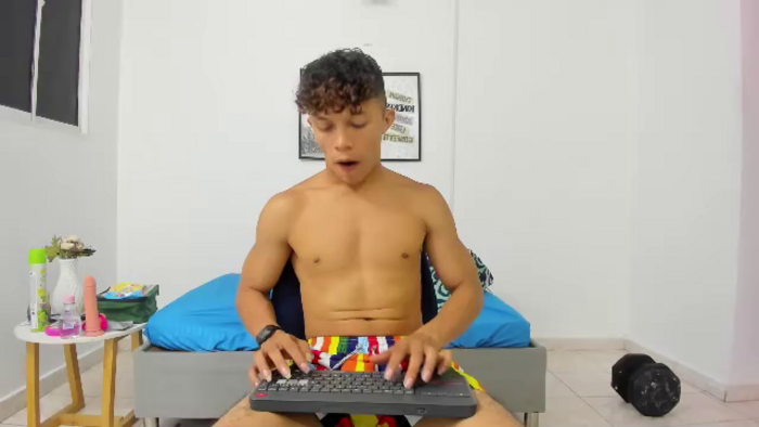 lucas-luxx