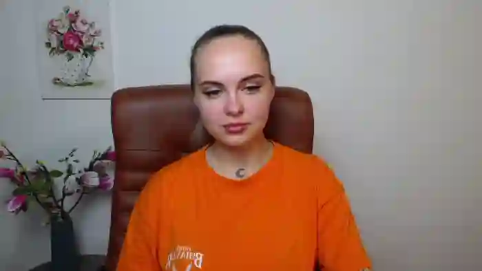 2025/07/07/flirt4free-khaleesi-moon-00-24-12