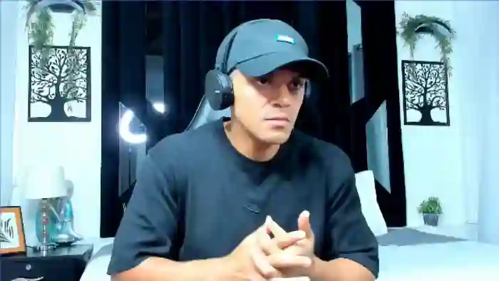 2025/07/07/flirt4free-joao-do-santos-10-55-55