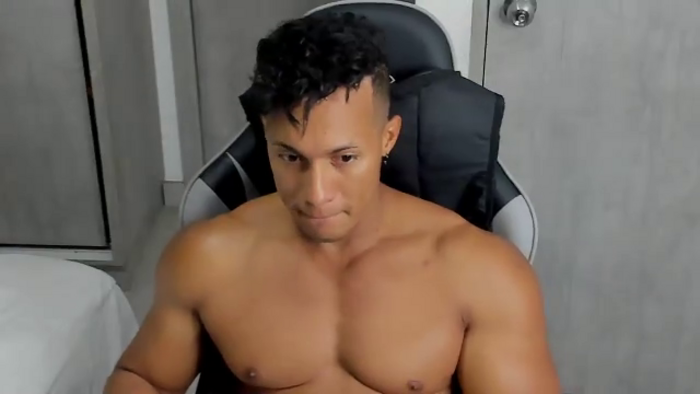 mat-strong