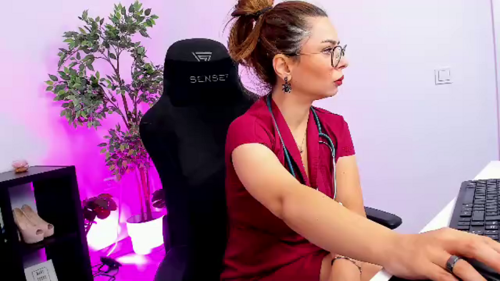 larissa-simson