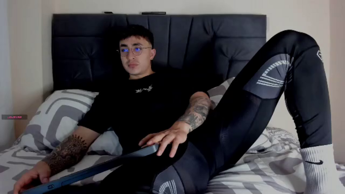 leo-erotic