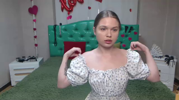 lara-cher
