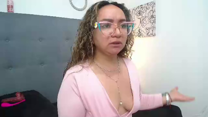leyla-smith