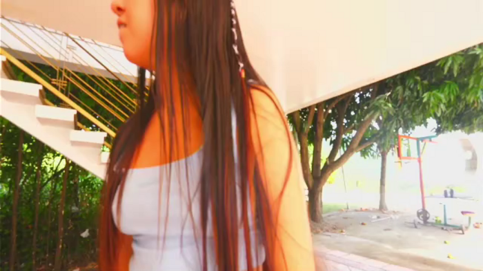 mansion-girls
