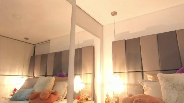 mia-klein