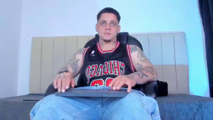 dennis-munera