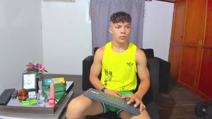 lucas-luxx