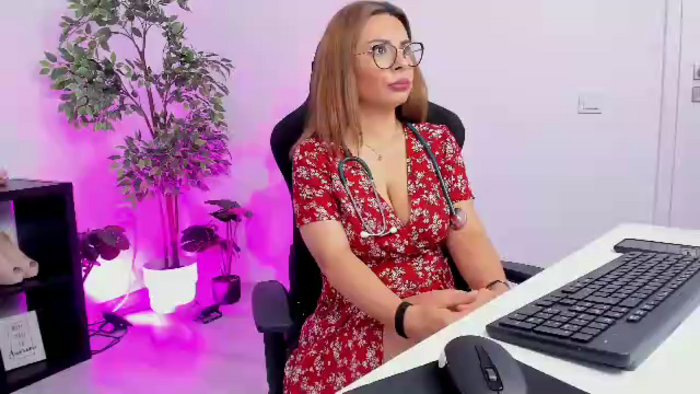larissa-simson