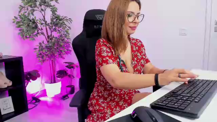 larissa-simson