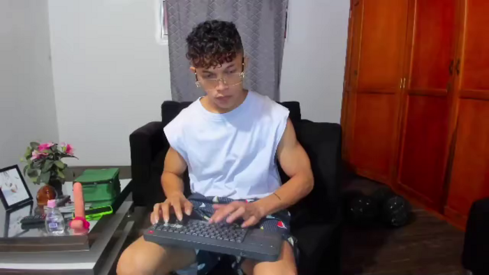 lucas-luxx