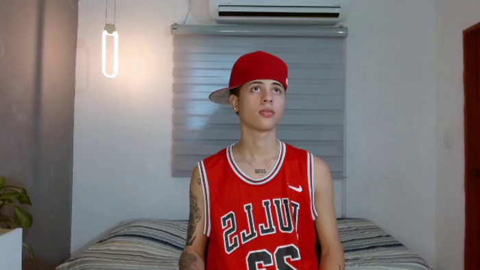 julian-stonee