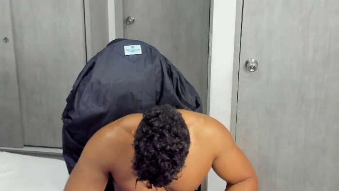 mat-strong