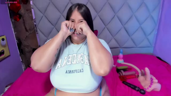 luisana-boobs