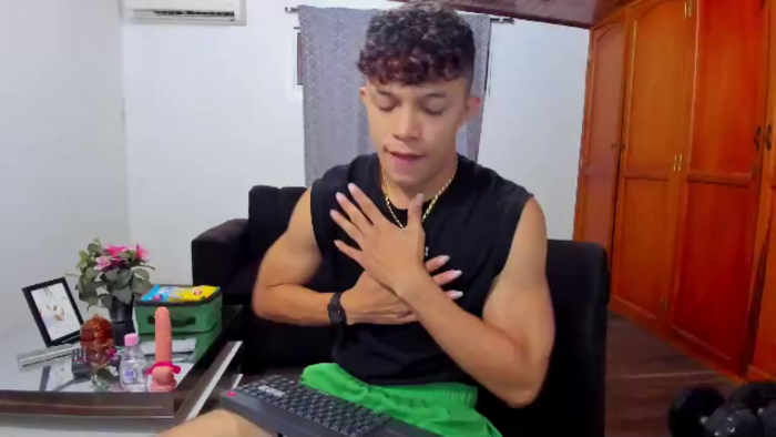 lucas-luxx
