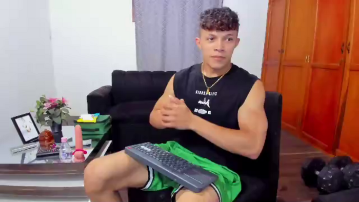 lucas-luxx