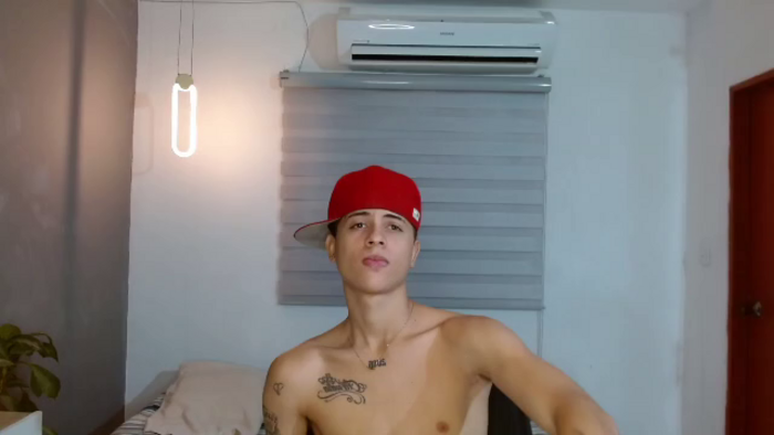julian-stonee