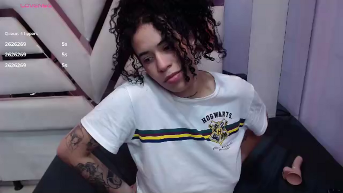 dakota-suck