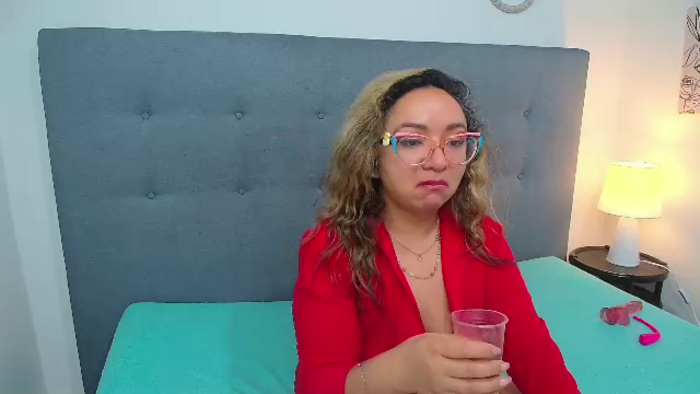 leyla-smith