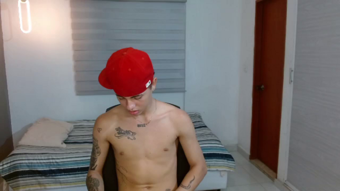 julian-stonee