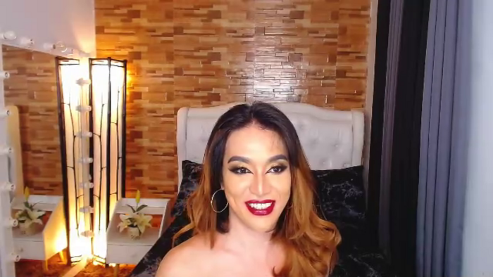 laura-addams