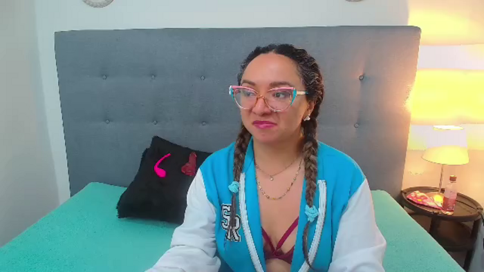 leyla-smith