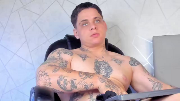 dennis-munera