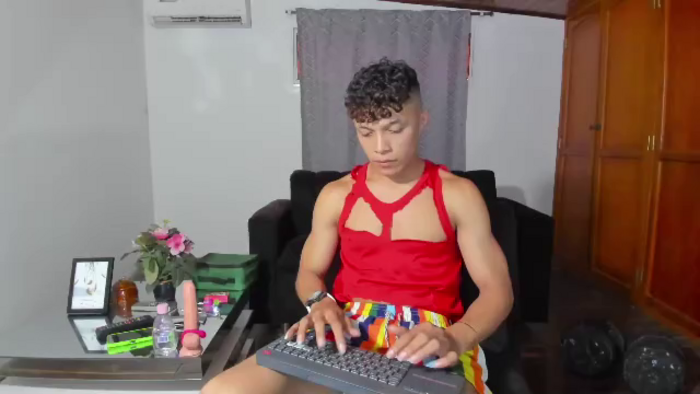 lucas-luxx